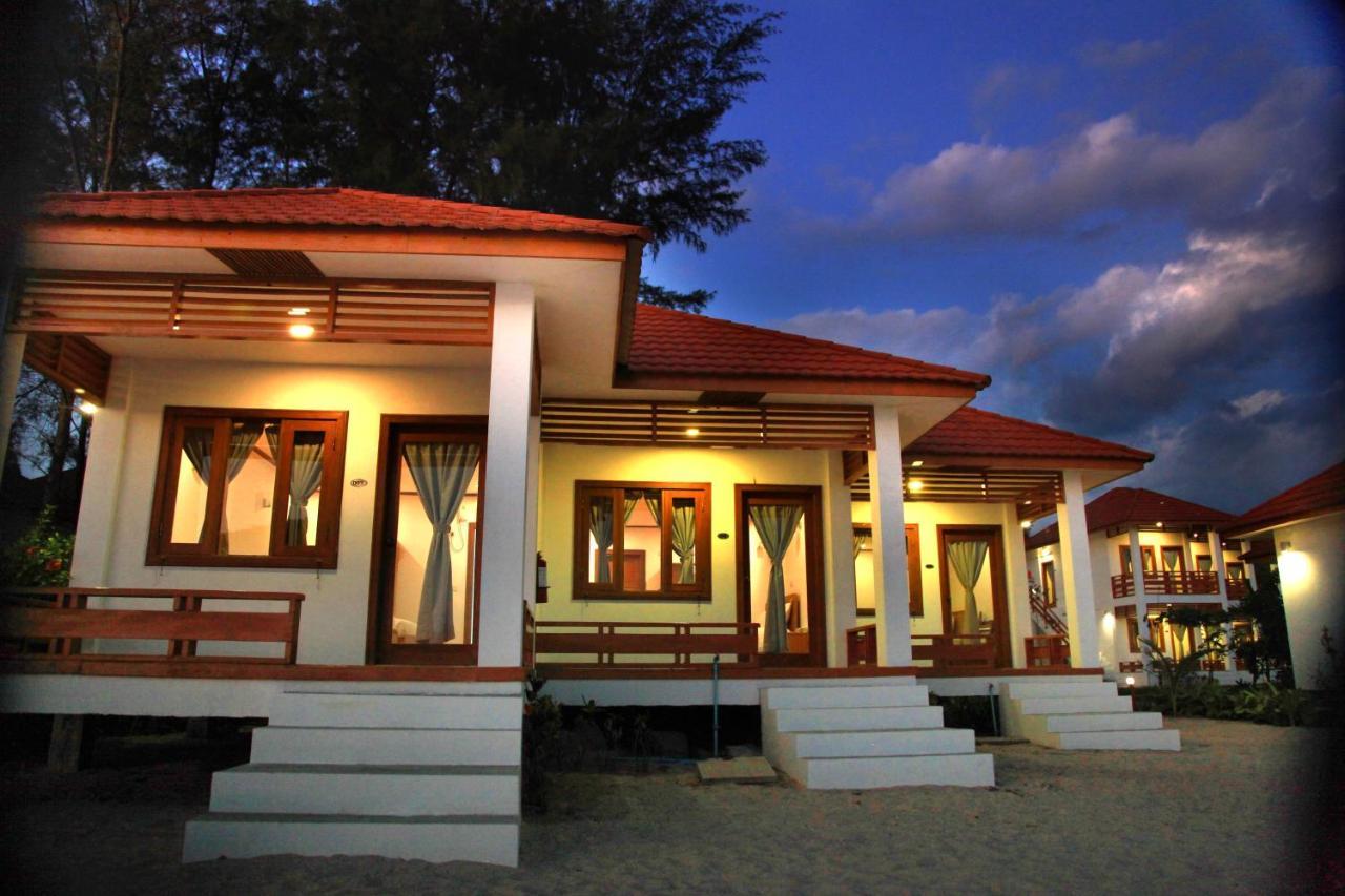 Ngapali Paradise Hotel Zi Phyu Kone Exteriör bild